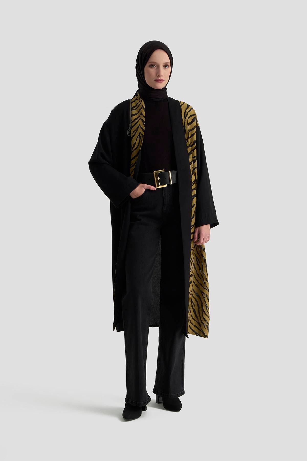ARMİNE TREND Zebra Desenli Salaş Kesim Cepli Yelek Yağ Yeşili 25KT522