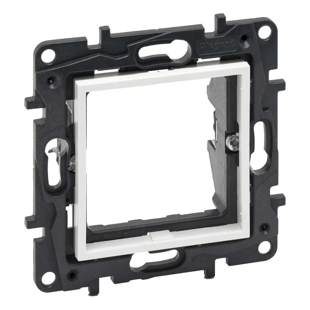 LEGRAND 768189Legrand Diğer Ürünler - Sistem Armada adaptörü - Beyaz (7 681 89)Legrand Diğer Ürünler - Sistem Armada adaptörü - Beyaz{ubercoelektromarket}