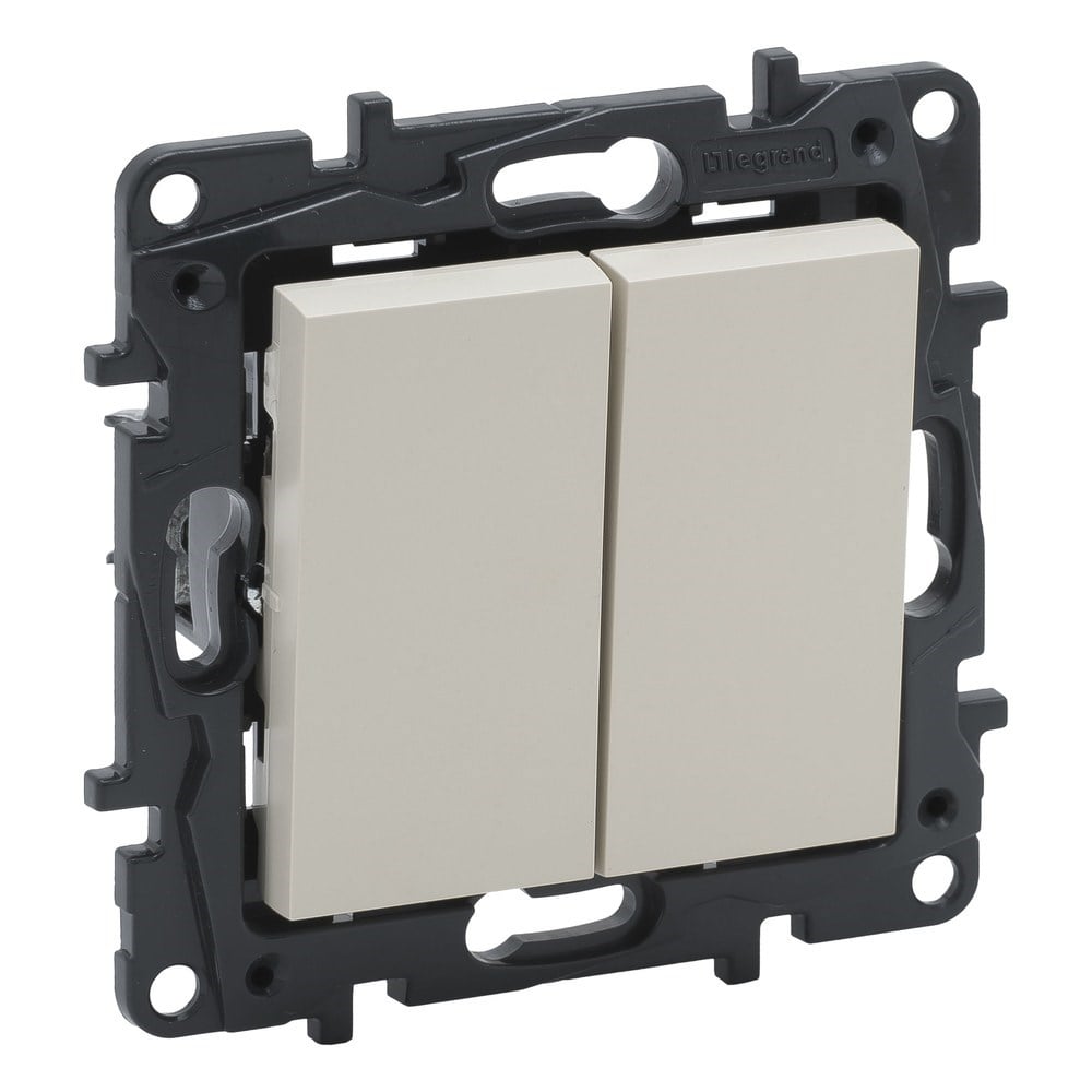 LEGRAND 768406Legrand Kumanda Mekanizmaları - Komütatör - KremLegrand Kumanda Mekanizmaları - Komütatör - Krem{ubercoelektromarket}