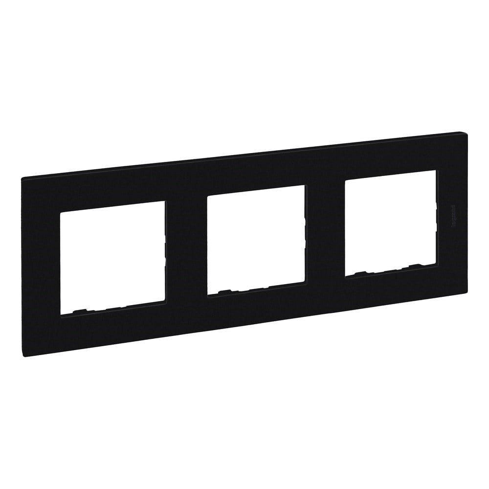 LEGRAND 768673Legrand Renkli Çerçeveler - Üçlü - SiyahLegrand Renkli Çerçeveler - Üçlü - Siyah{ubercoelektromarket}
