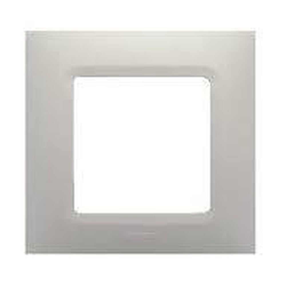 LEGRAND 767331Legrand Salbei Çerçeveler - Tekli - BeyazLegrand Salbei Çerçeveler - Tekli - Beyaz{ubercoelektromarket}