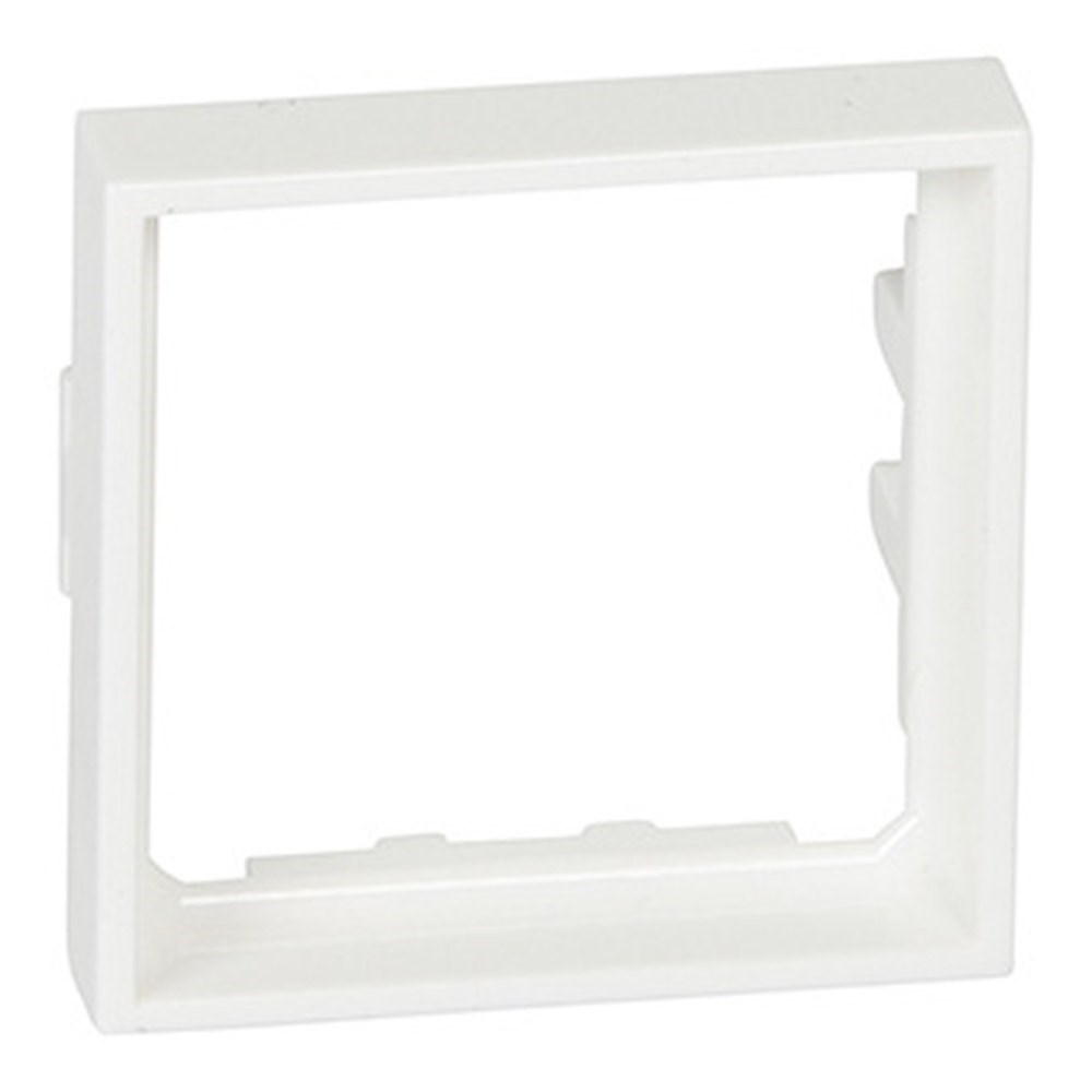 LEGRAND 079153Legrand Adaptör, 2m, BeyazLegrand Adaptör, 2m, Beyaz{ubercoelektromarket}