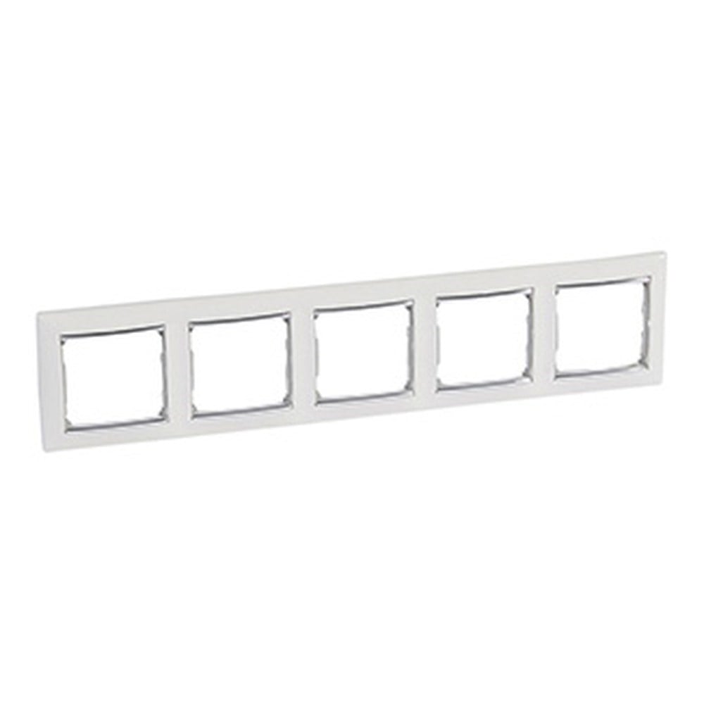 LEGRAND 770495Legrand Çerçeveler - Beşli - Beyaz / Gümüş bantlıLegrand Çerçeveler - Beşli - Beyaz - Gümüş bantlı{ubercoelektromarket}