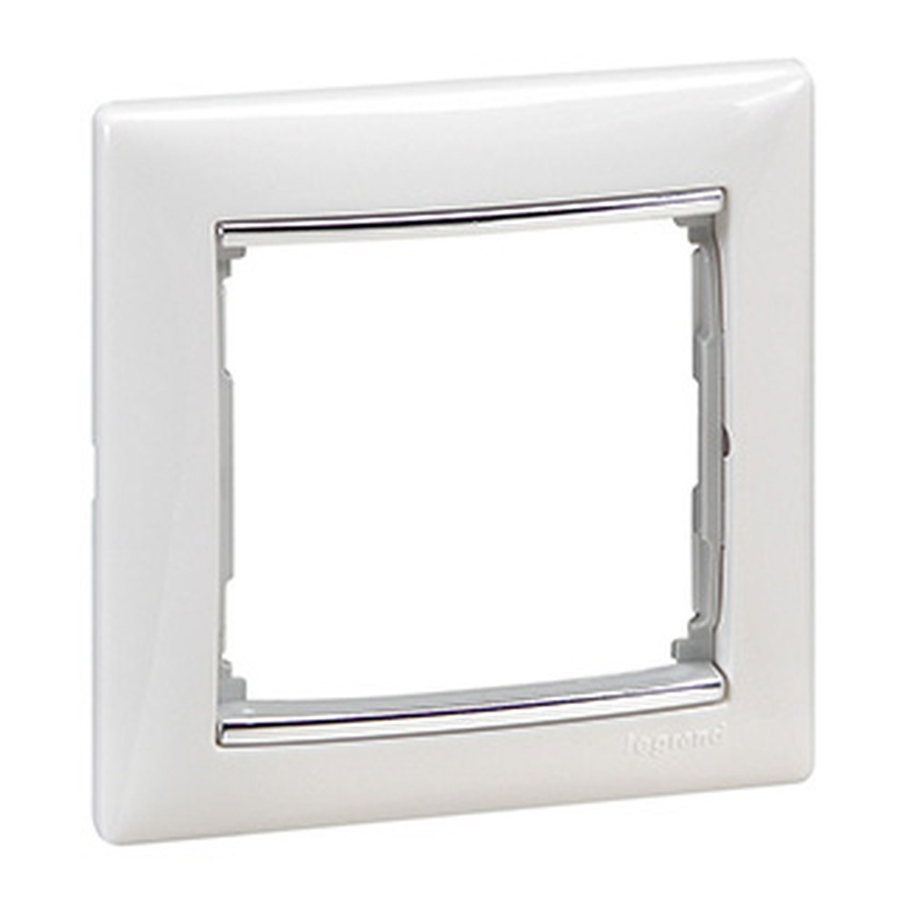 LEGRAND 770491Legrand Çerçeveler - Tekli - Beyaz / Gümüş bantlıLegrand Çerçeveler - Tekli - Beyaz - Gümüş bantlı{ubercoelektromarket}
