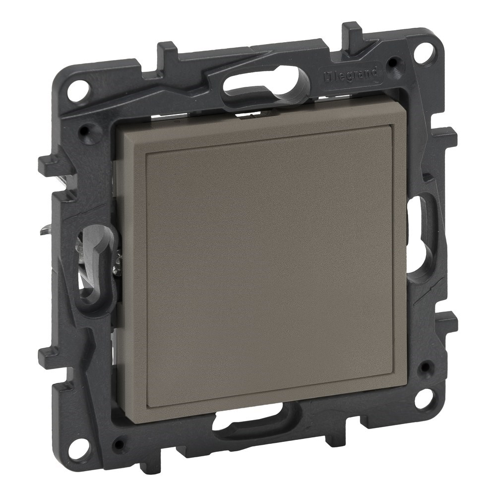 LEGRAND 768521Legrand Diğer Ürünler - Boşluk kapağı - BronzLegrand Diğer Ürünler - Boşluk kapağı - Bronz{ubercoelektromarket}