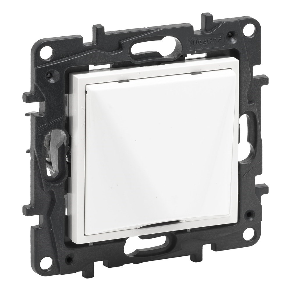 LEGRAND 768120Legrand Diğer Ürünler - Kablo çıkışı - Beyaz (7 681 20)Legrand Diğer Ürünler - Kablo çıkışı - Beyaz{ubercoelektromarket}