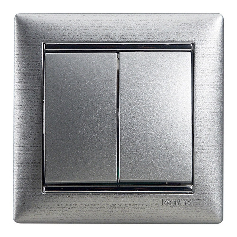 LEGRAND 770107Legrand Valena Permütatör mekanizma 10 A - 250V - AlüminyumLegrand Kumanda Mekanizmaları - Permütatör{ubercoelektromarket}