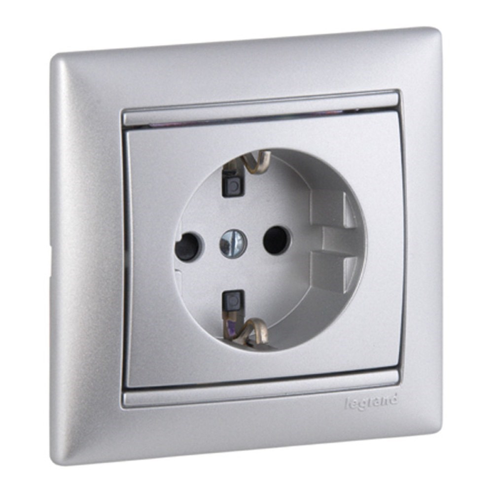 LEGRAND 770121Legrand Valena Çocuk korumalı topraklı priz 10/16 A - 250V AC AlüminyumLegrand Prizler - Çocuk korumalı topraklı priz{ubercoelektromarket}