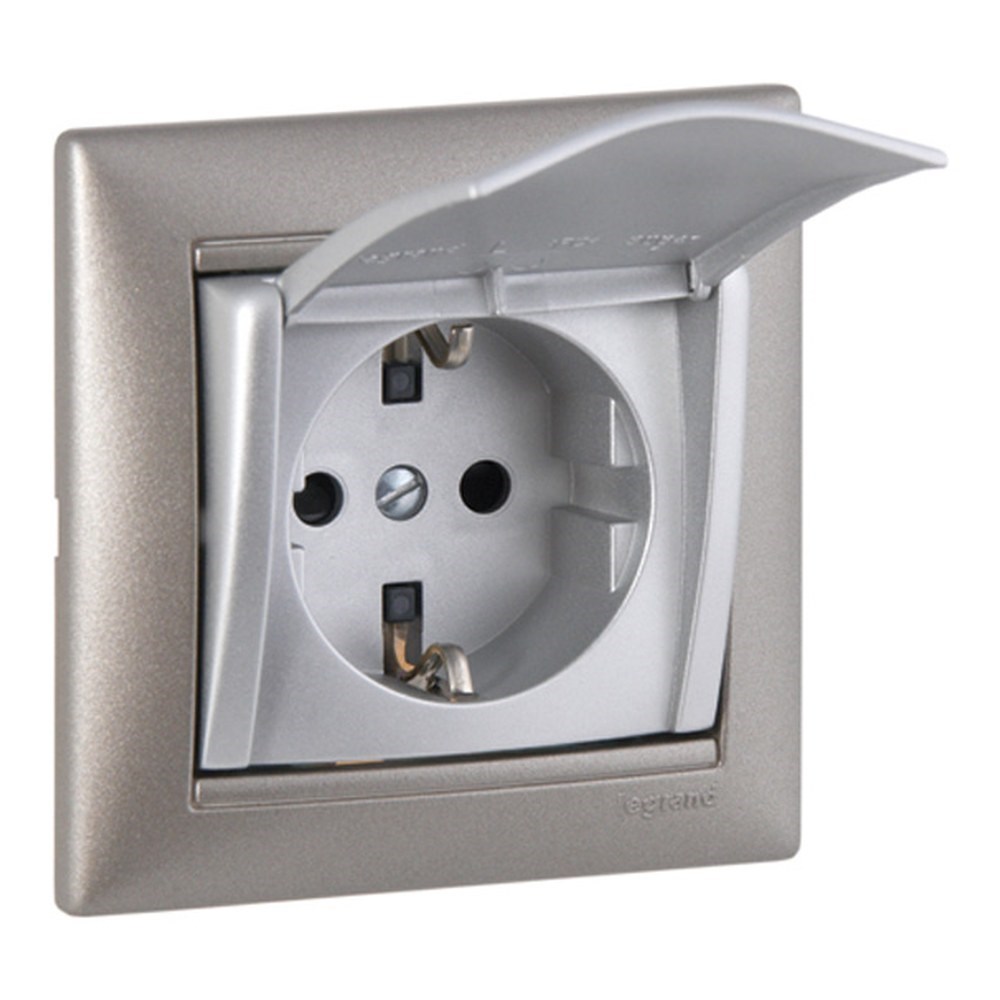 LEGRAND 770122Legrand Valena Kapaklı Çocuk korumalı topraklı priz 10/16 A - 250V AC AlüminyumLegrand Prizler - Kapaklı çocuk korumalı topraklı priz{ubercoelektromarket}