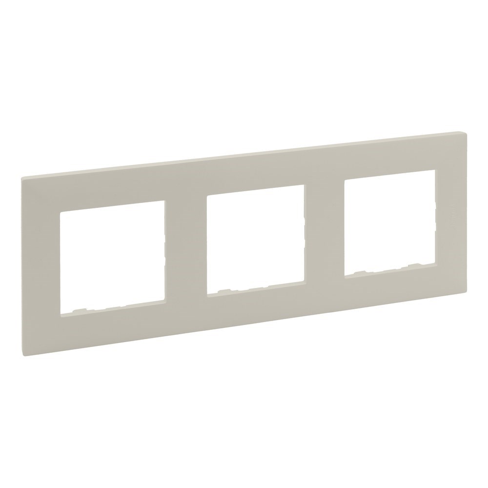 LEGRAND 768473Legrand Raventi Çerçeveler - Üçlü - KremLegrand Raventi Çerçeveler - Üçlü - Krem{ubercoelektromarket}