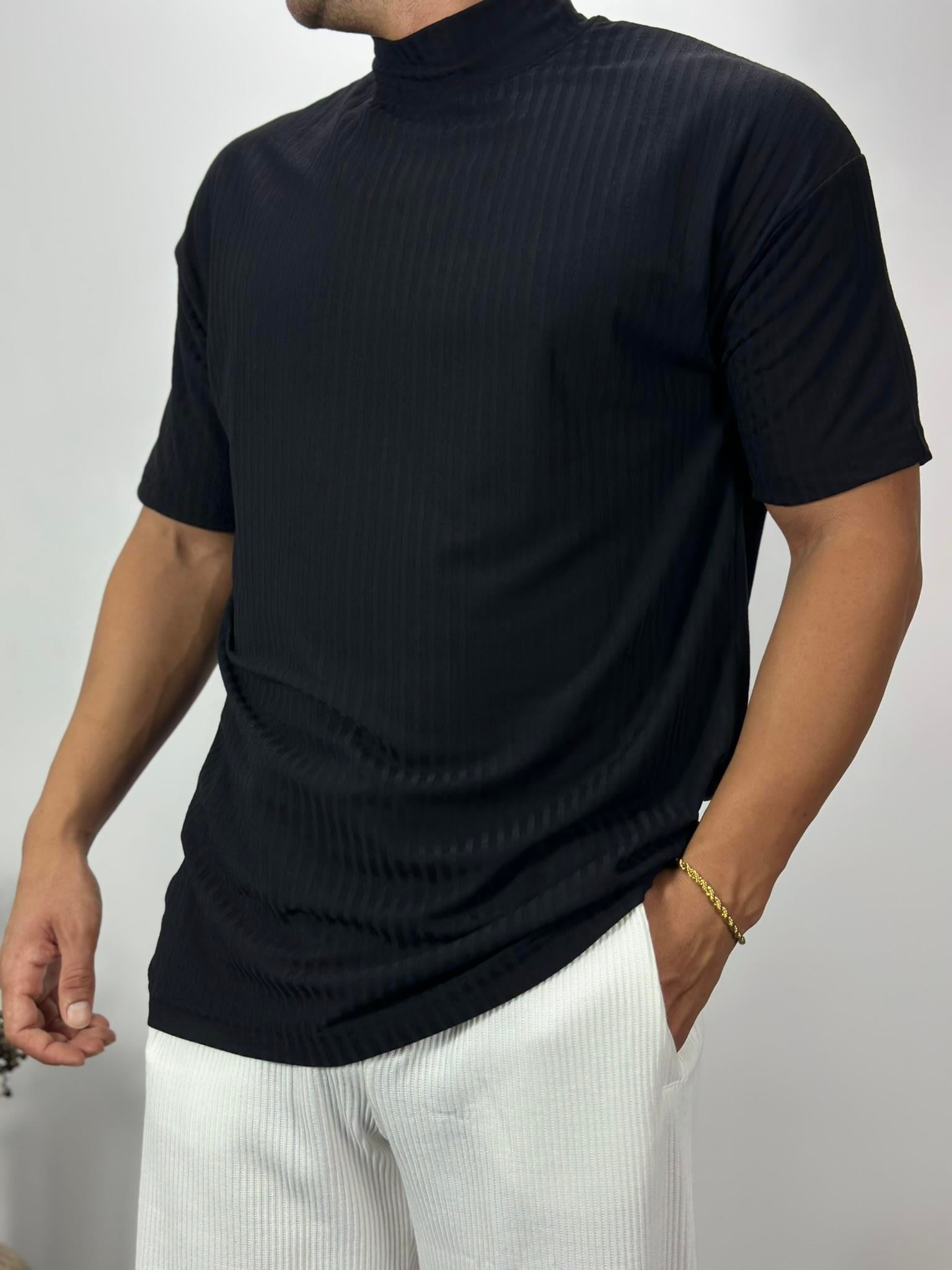 Siyah Balıkçı Yaka T-Shirt