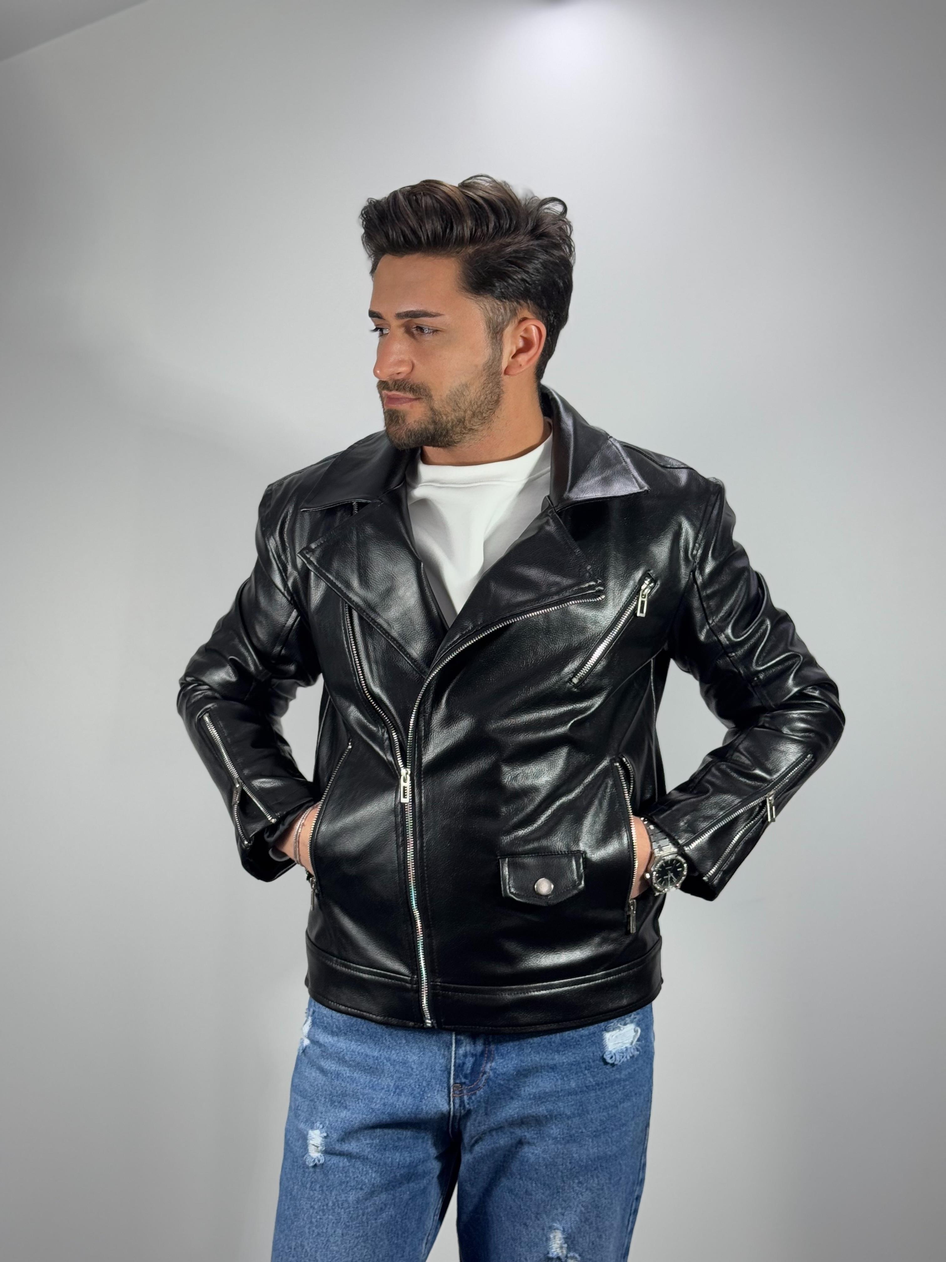 Siyah Fermuarlı Deri Ceket