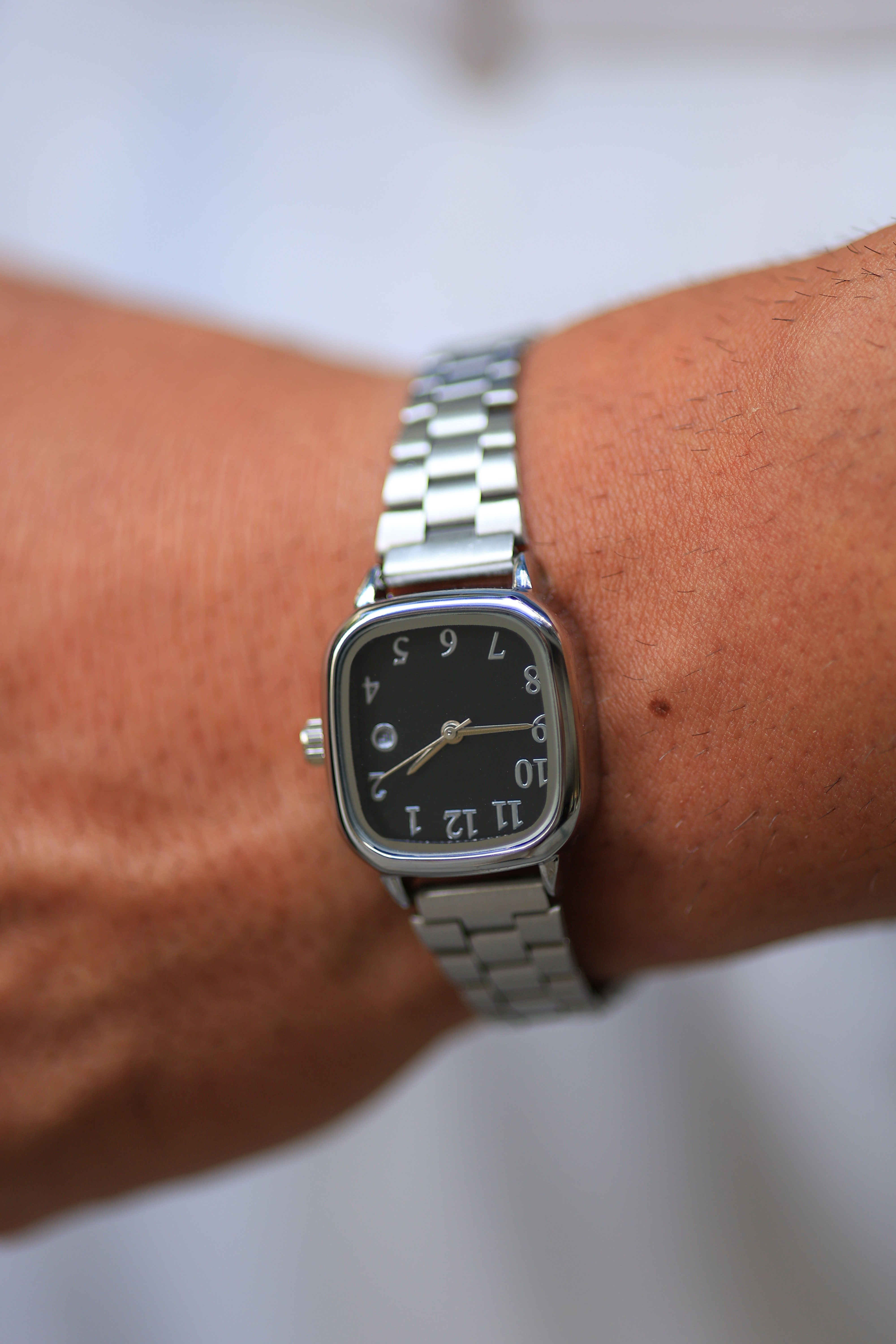 Black Dial Metal Kordonlu Saat 