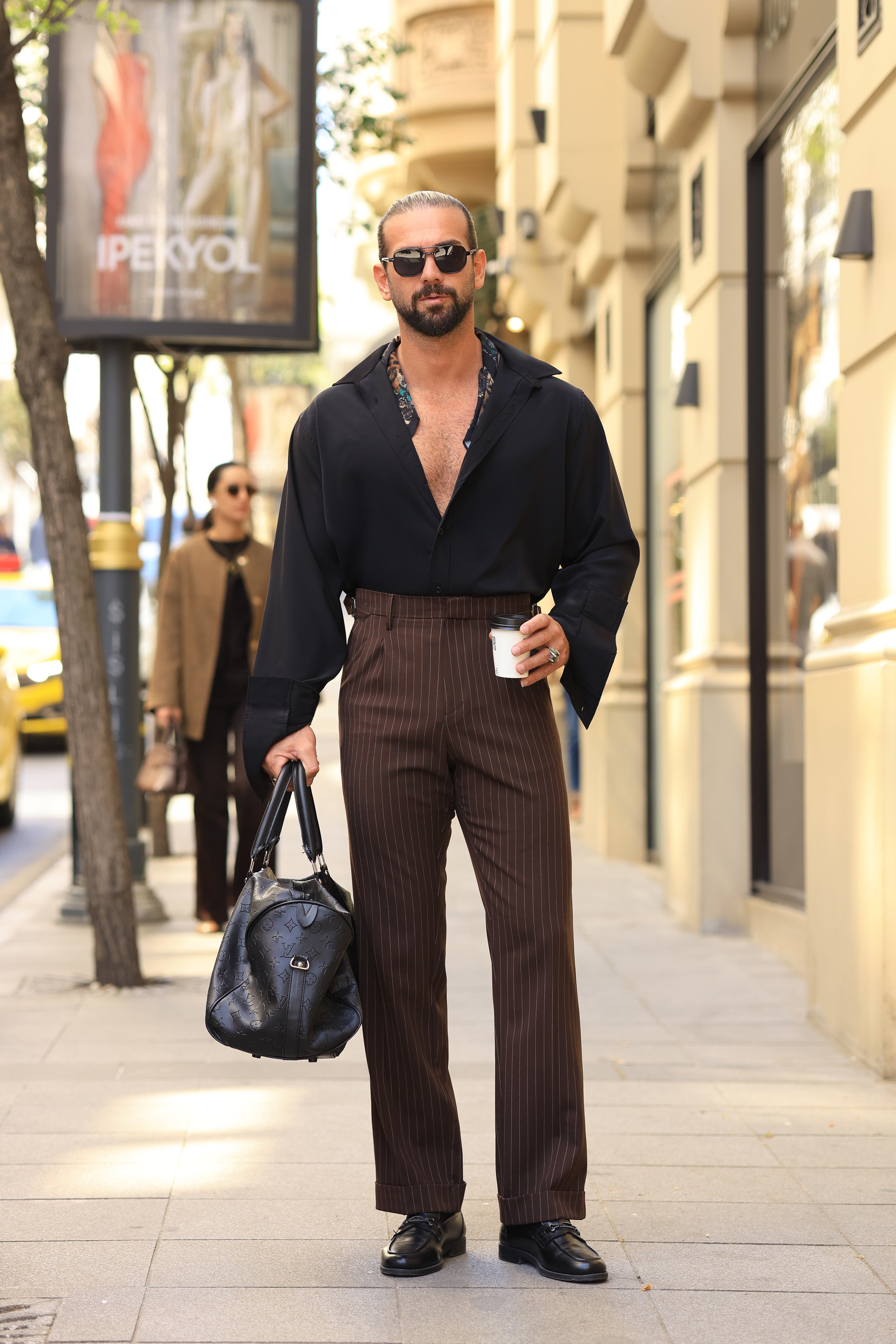 1.Kalite Kahverengi Çift Pileli Yandan Kanca ve Çizgi Detay Yüksek Bel Pantolon