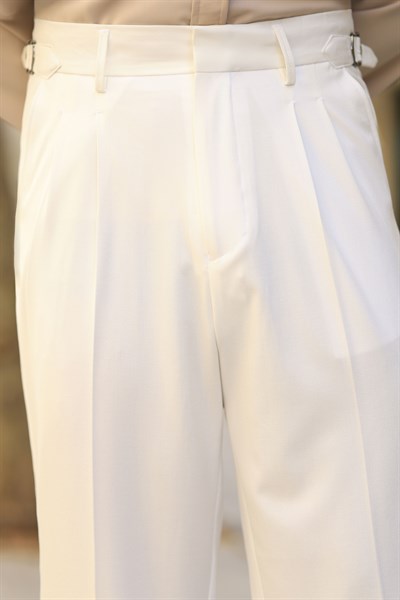 1. Kalite Ekru Çift Pileli Yüksek Bel Yandan Kanca Detay Pantolon