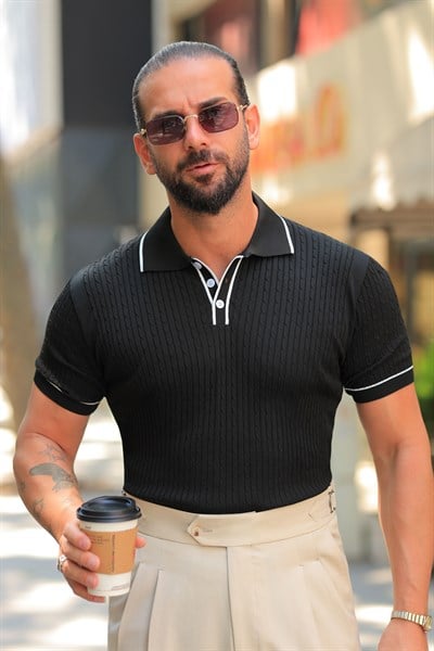 İtalyan Yaka Siyah Jakarlı Düğme Detay Regular Fit Triko