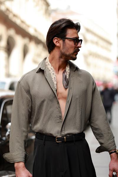 Premium Kalite Haki Oversize Jakarlı Dokuma Gömlek