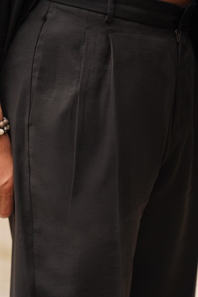 Premium İşçilik Ve Oversize Kalıp Siyah Fakirlik Modal Pantolon