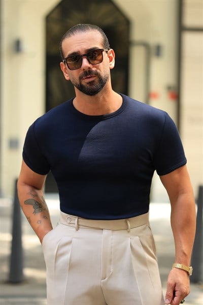 Premium Kalite Likralı Ribana Yaka ve Kol Detaylı Lacivert Slim Fit Triko