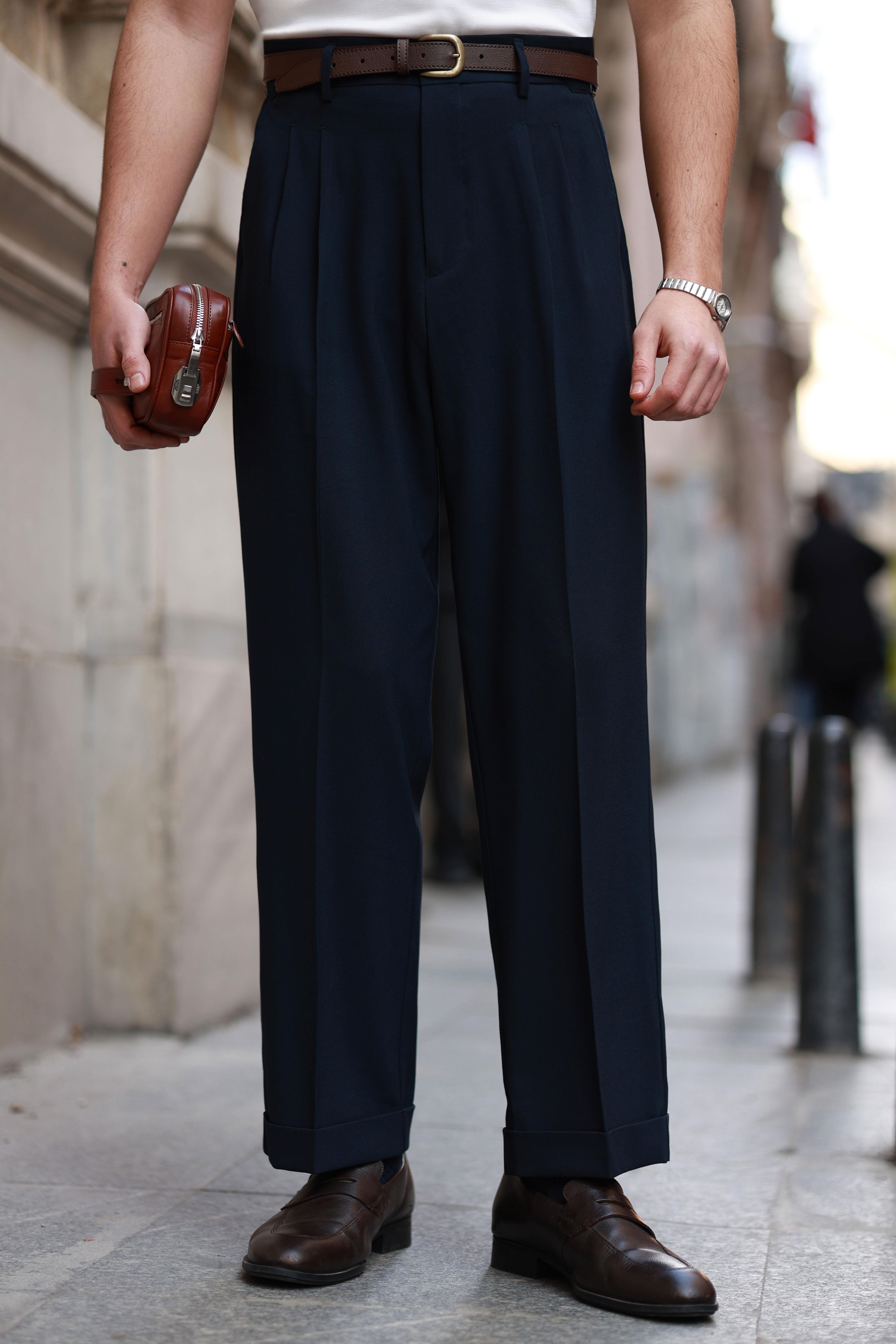 1. Kalite Lacivert Çift Pileli Yüksek Bel Yandan Kanca Detay Pantolon