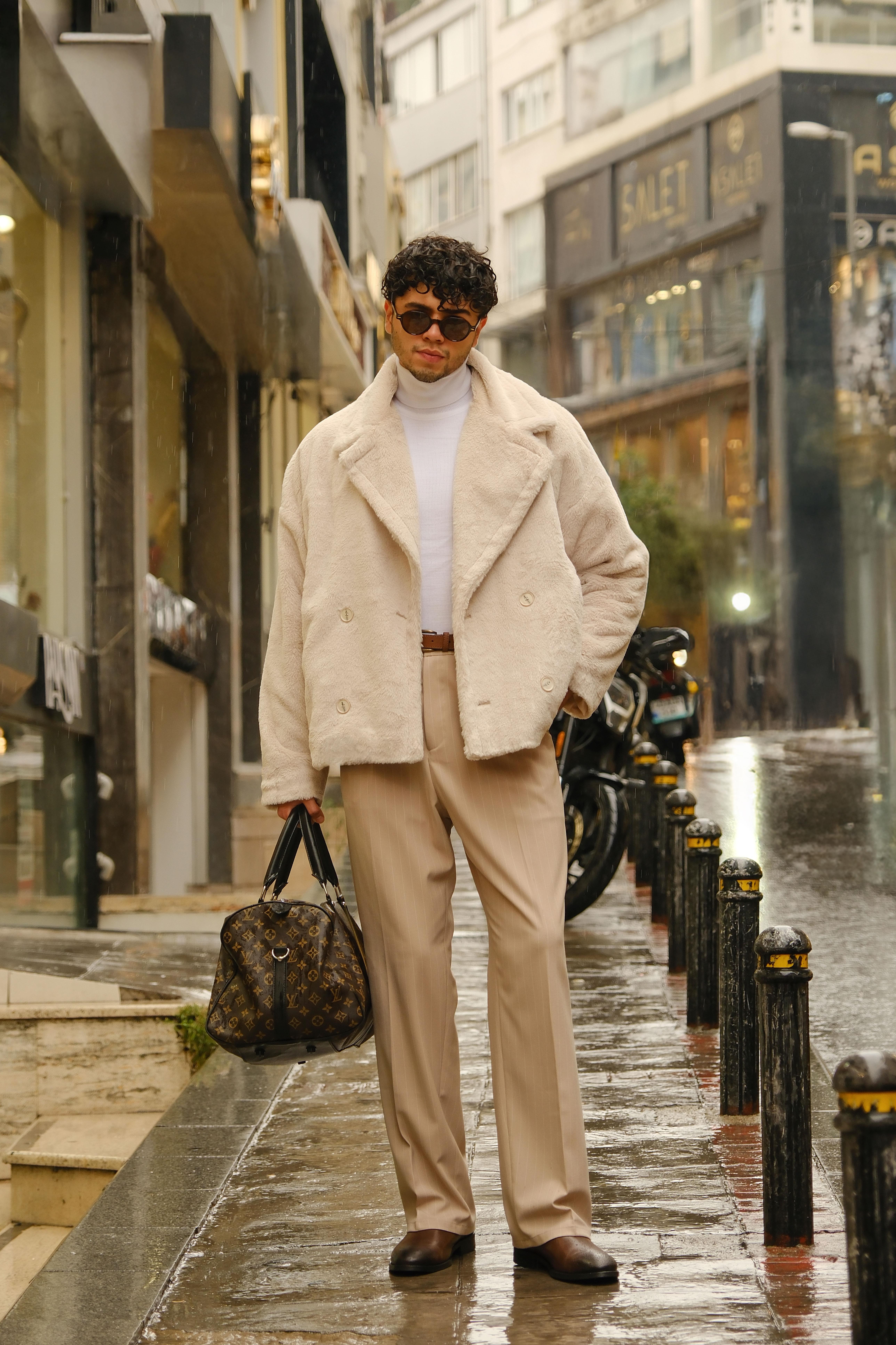 Premium Kalite Oversize Bej Rengi Tavşan Tüyü Astarlı Kruvaze Ceket