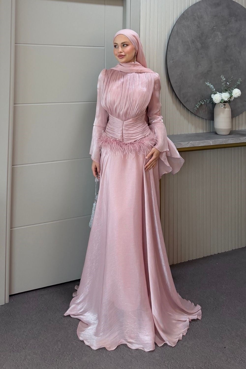 Yonca Bel Drape Tüylü Abiye Pudra