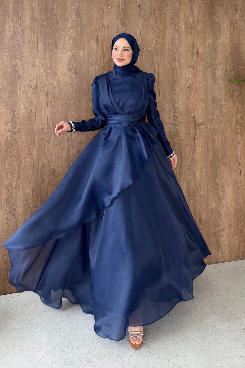 Celeste Abiye Lacivert