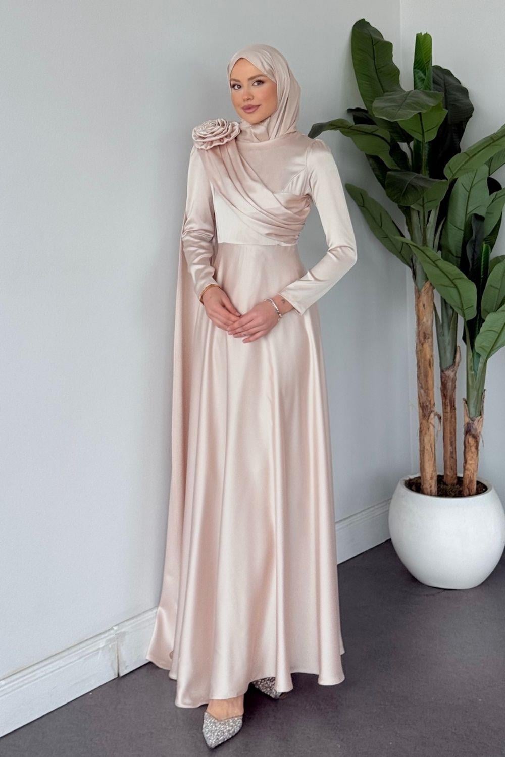 Fularlı Saten Abiye Bej