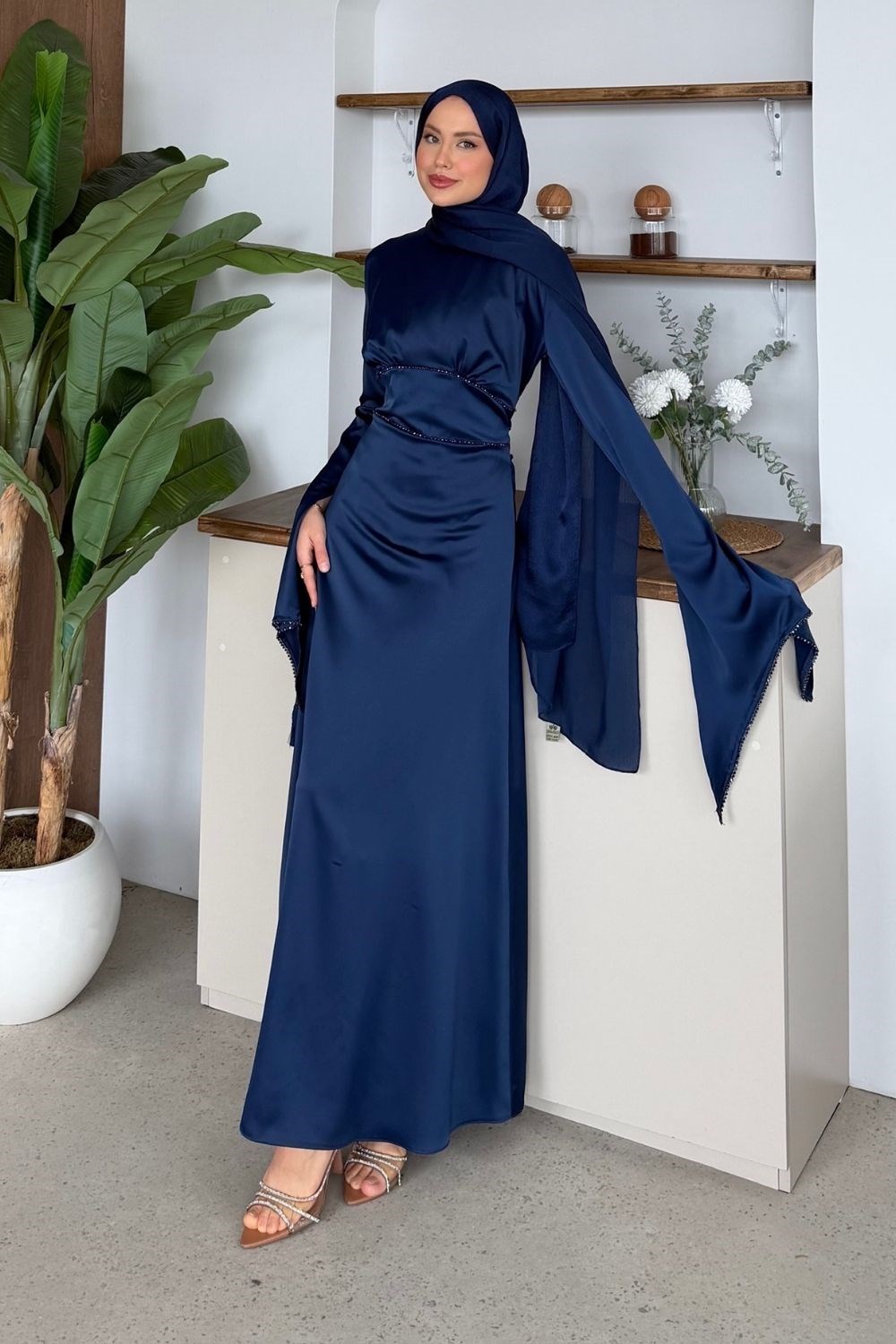 Moneva Kolları Yırtmaçlı Abiye Lacivert