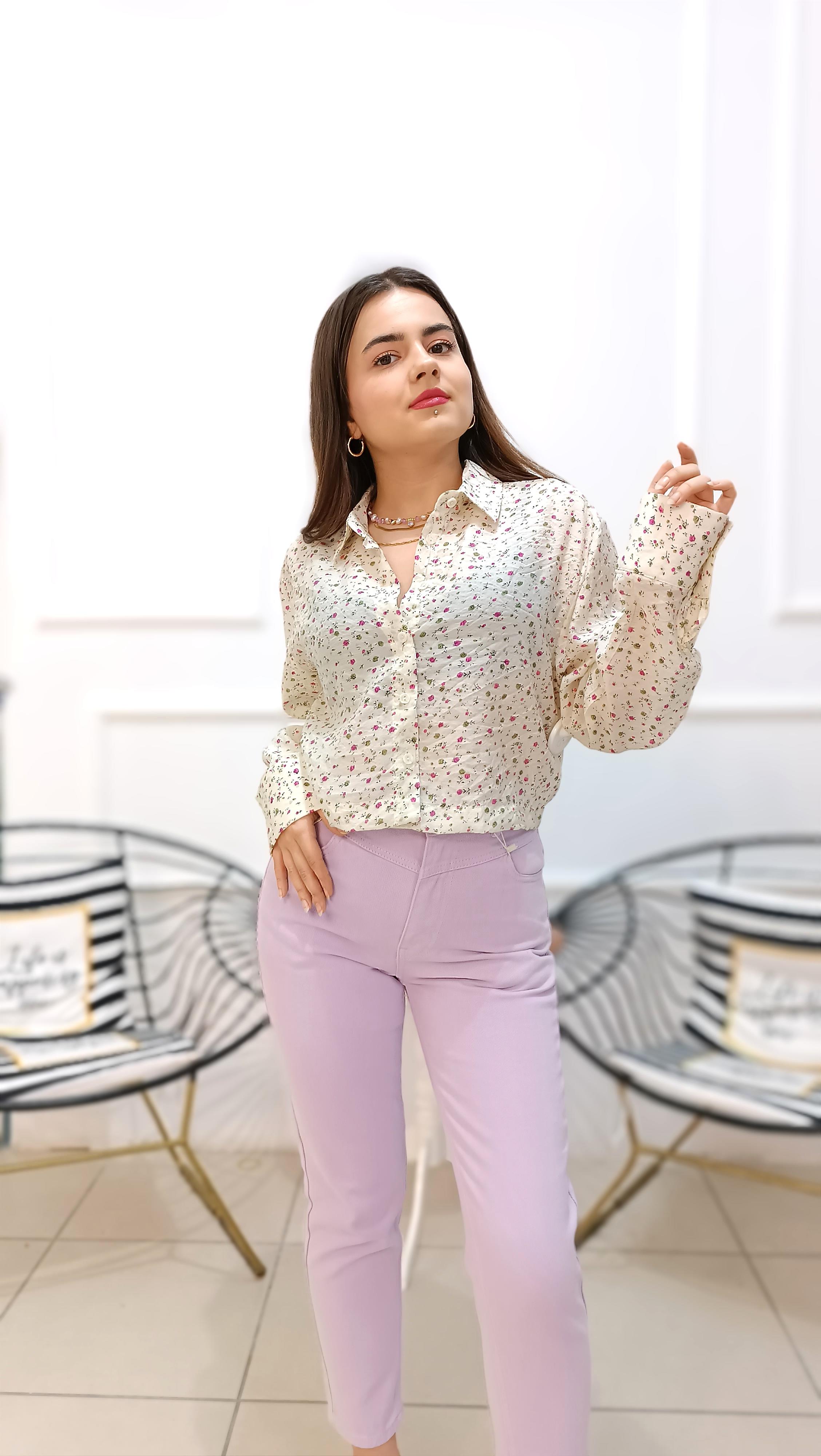 Çiçek Desenli Tiril Tiril Crop Gömlek