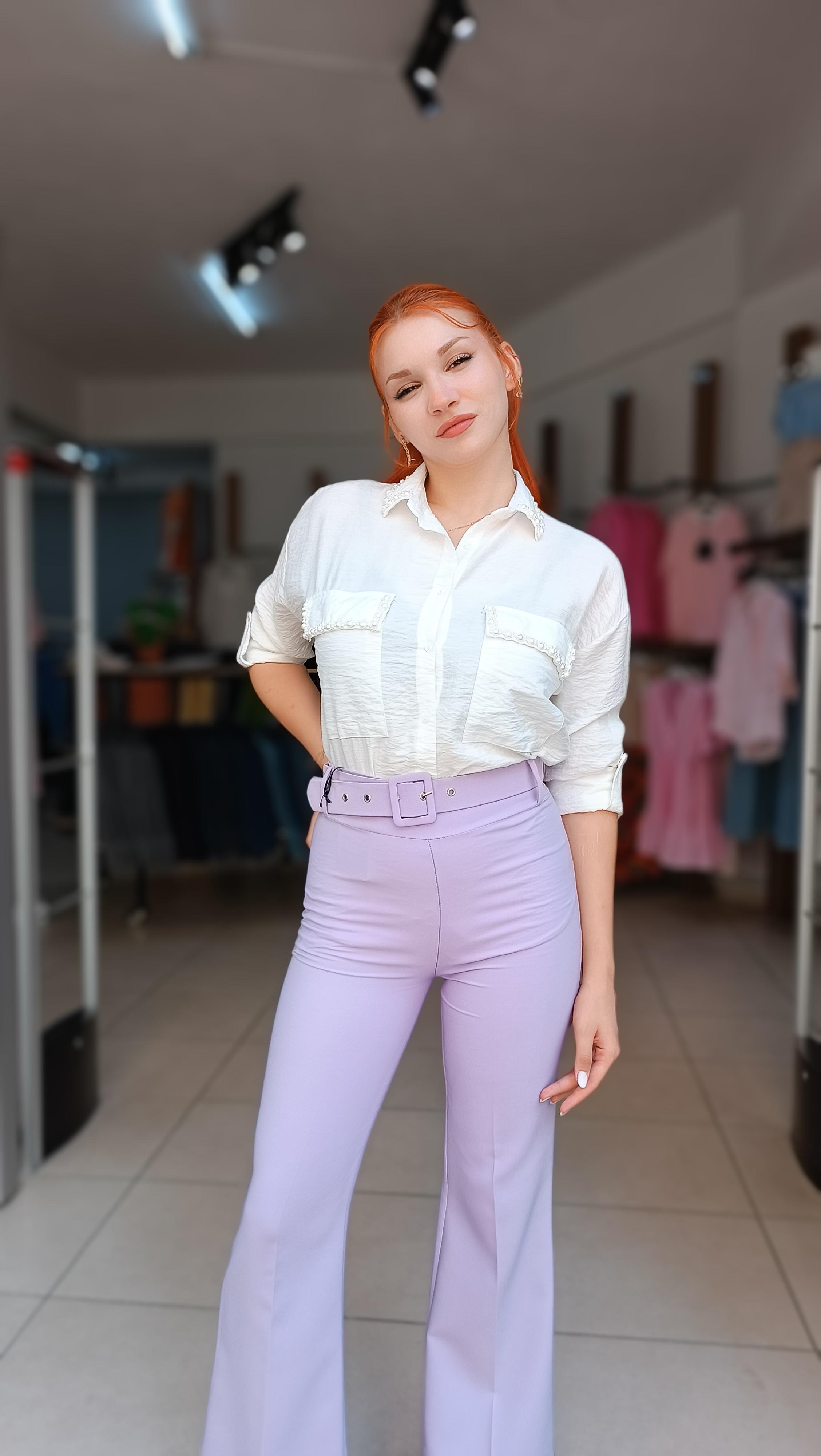 İnci İşleme Detaylı Ayrobin Gömlek