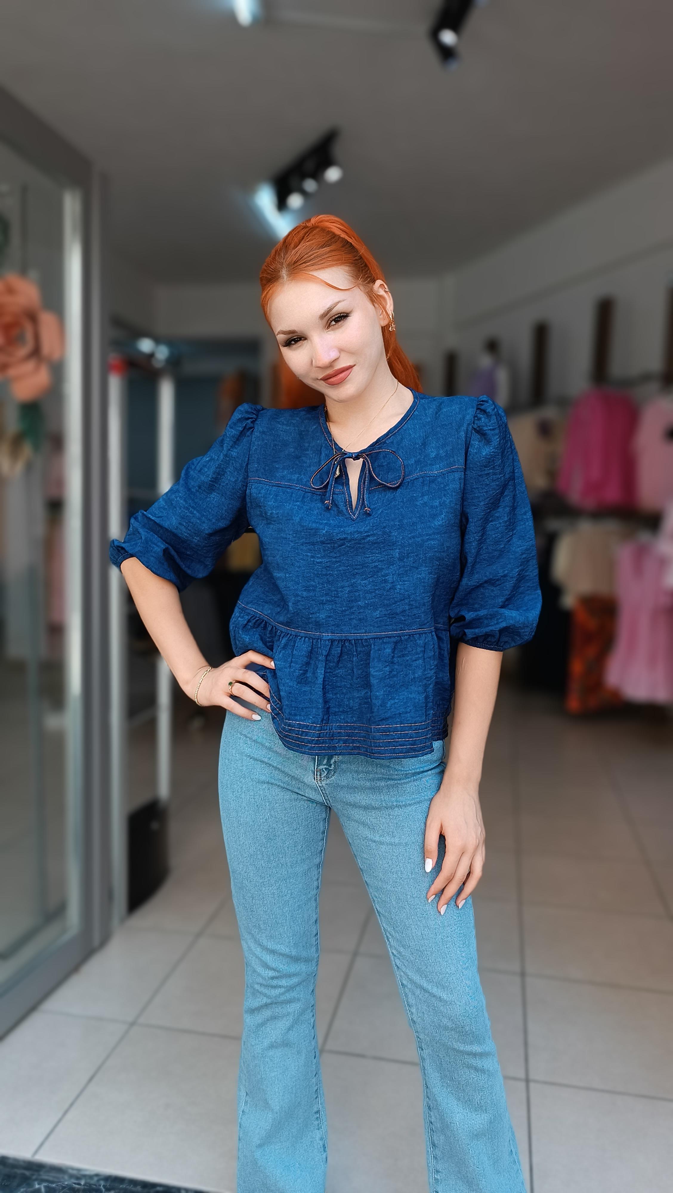 Kot Görünümlü Önden Bağlamalı Bluz