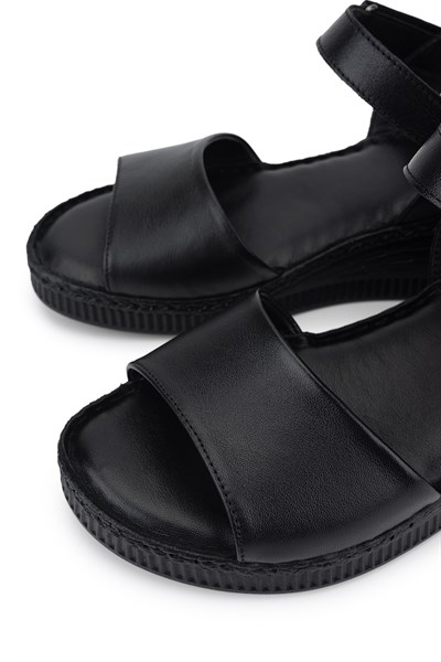Tamer Tanca Kadın Hakiki Deri Siyah Deri Comfort Sandalet