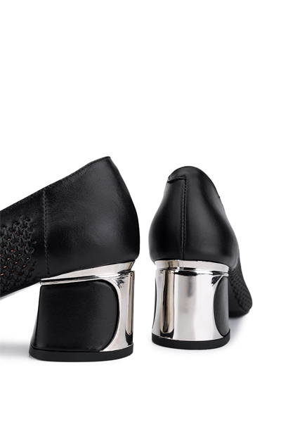 Tamer Tanca Kadın Hakiki Deri Siyah Topuklu Ayakkabı