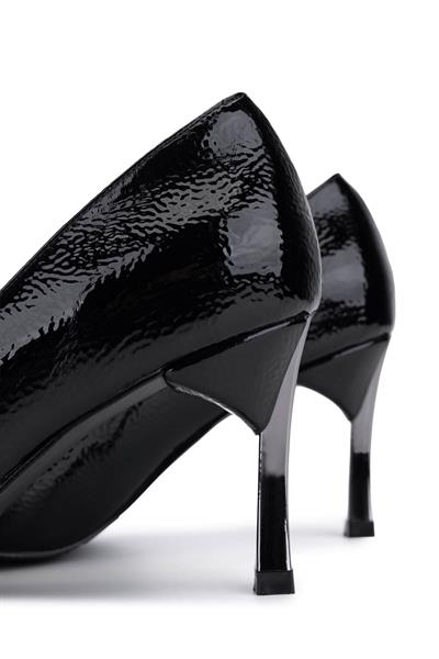 Tamer Tanca Kadın Vegan Siyah Rugan Stiletto Ayakkabı