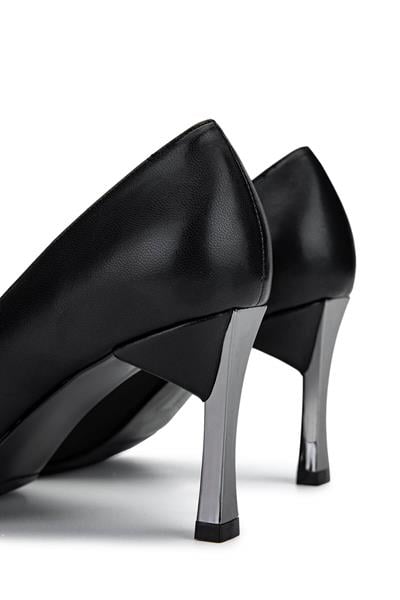 Tamer Tanca Kadın Vegan Siyah Stiletto Ayakkabı