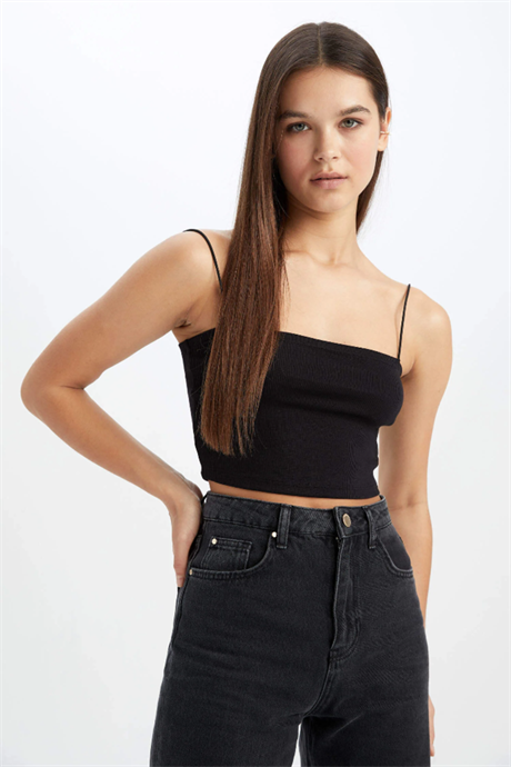 Coool Skinny Fit İp Askılı Pamuklu Crop Top