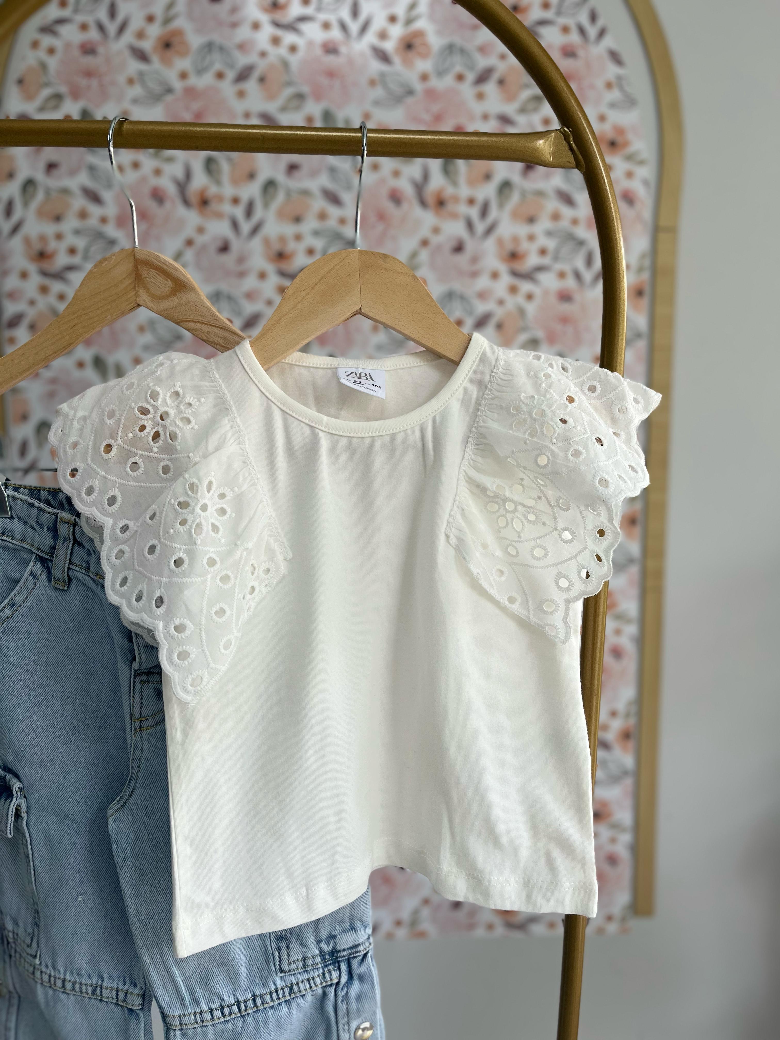 Kolları Güpürlü Kız Çocuk Tshirt