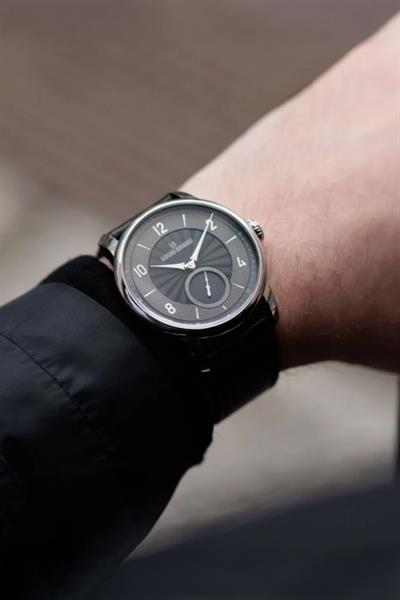 Petite Seconde Guilloché Anthracite Black