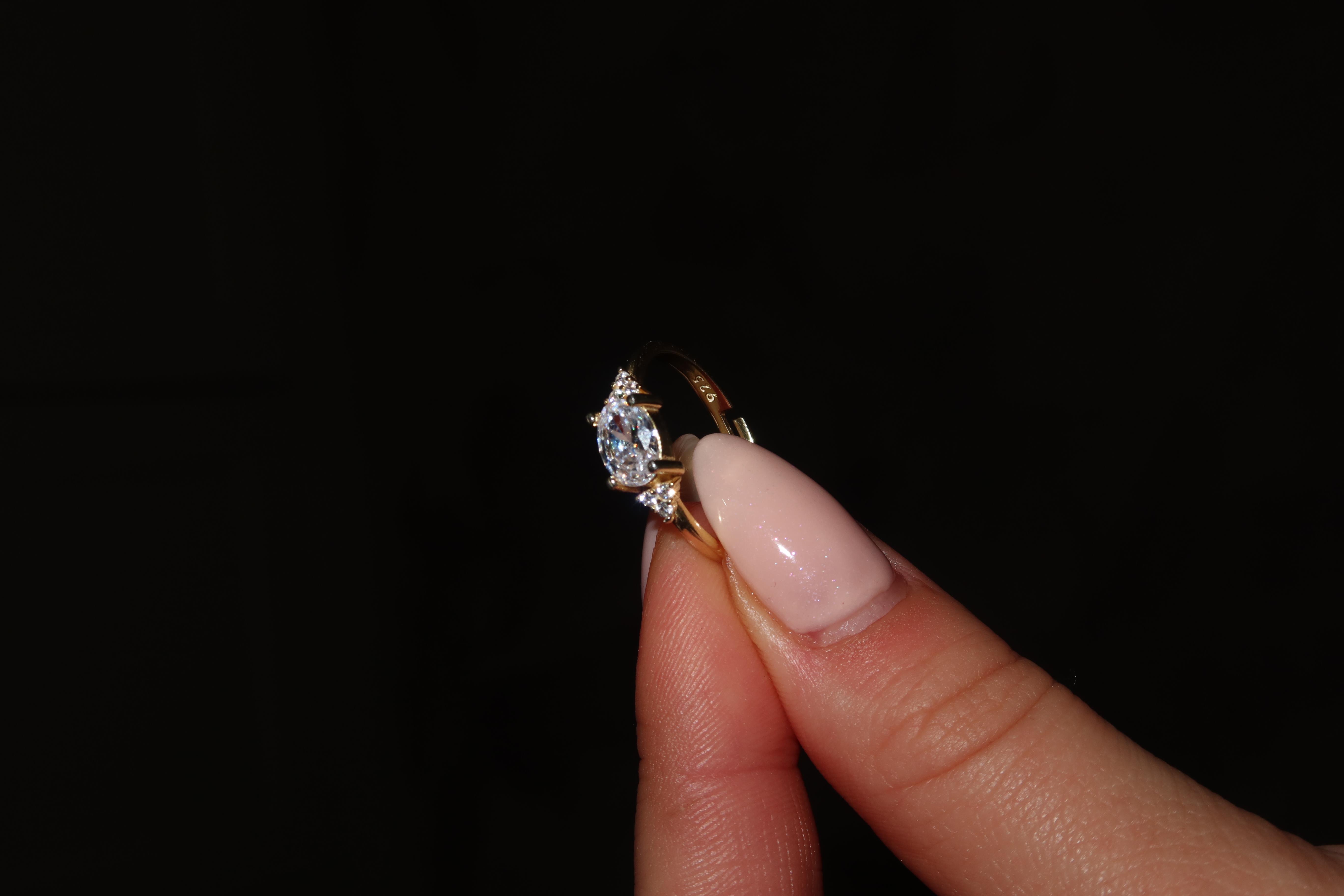 925 Gümüş | Elips Tek Taş Yüzük