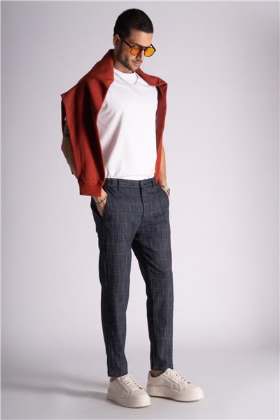 Брюки-джоггеры в мелкую клетку