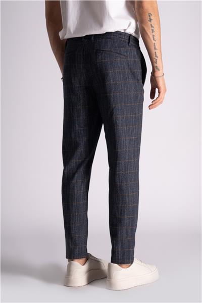 Брюки-джоггеры в мелкую клетку