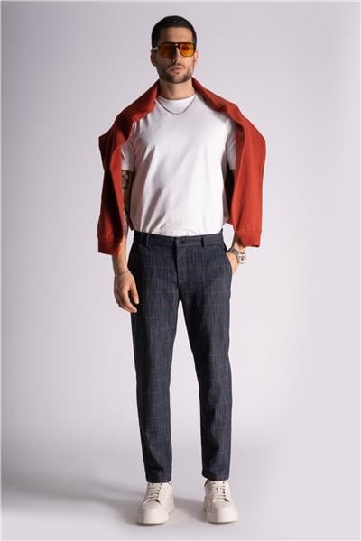 Брюки-джоггеры в мелкую клетку