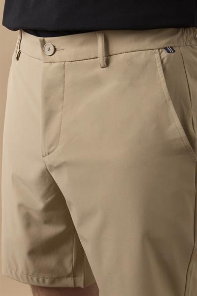 Erkek Bej Jogger Fit Şort