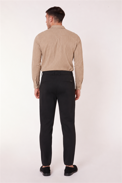 Erkek Beli Yarım Lastikli Pilili Gofre Slim Fit Pantolon Siyah