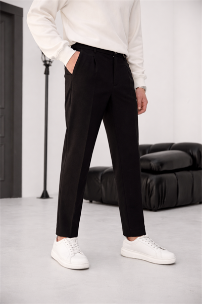 Erkek Beli Yarım Lastikli Siyah Pantolon