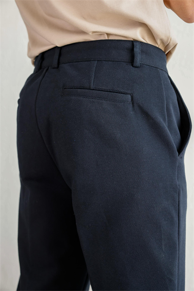 Erkek Rahat Kesim Lacivert Pantolon