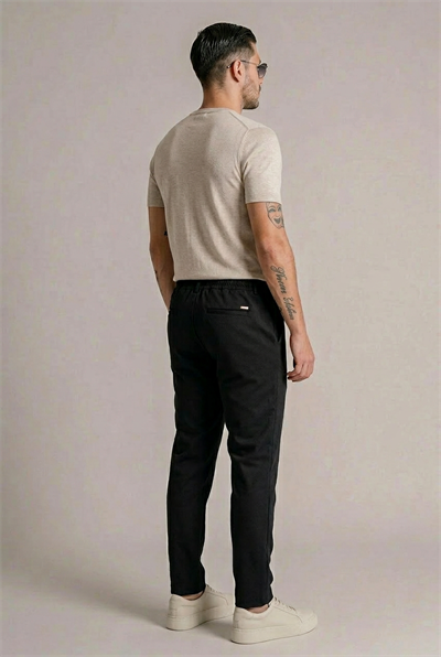 Erkek Siyah Slim Fit Bağcıklı Beli Yarım Lastikli Pamuklu Pantolon