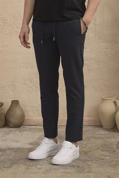 Erkek Slim Fit Beli Bağlamalı Dokulu Lacivert Pantolon