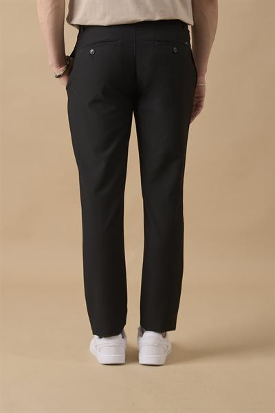 Erkek Slim Fit Beli Bağlamalı Dokulu Siyah Pantolon